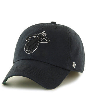 '47 Miami HEAT Black Hardwood Classics Blackout Franchise Fitted Hat