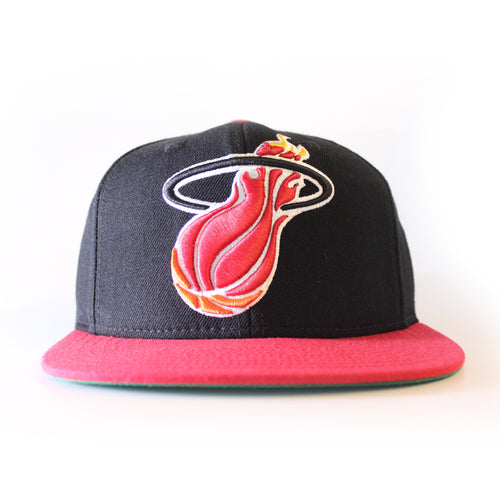 Mitchell and Ness Miami HEAT XL Two Tone Snapback