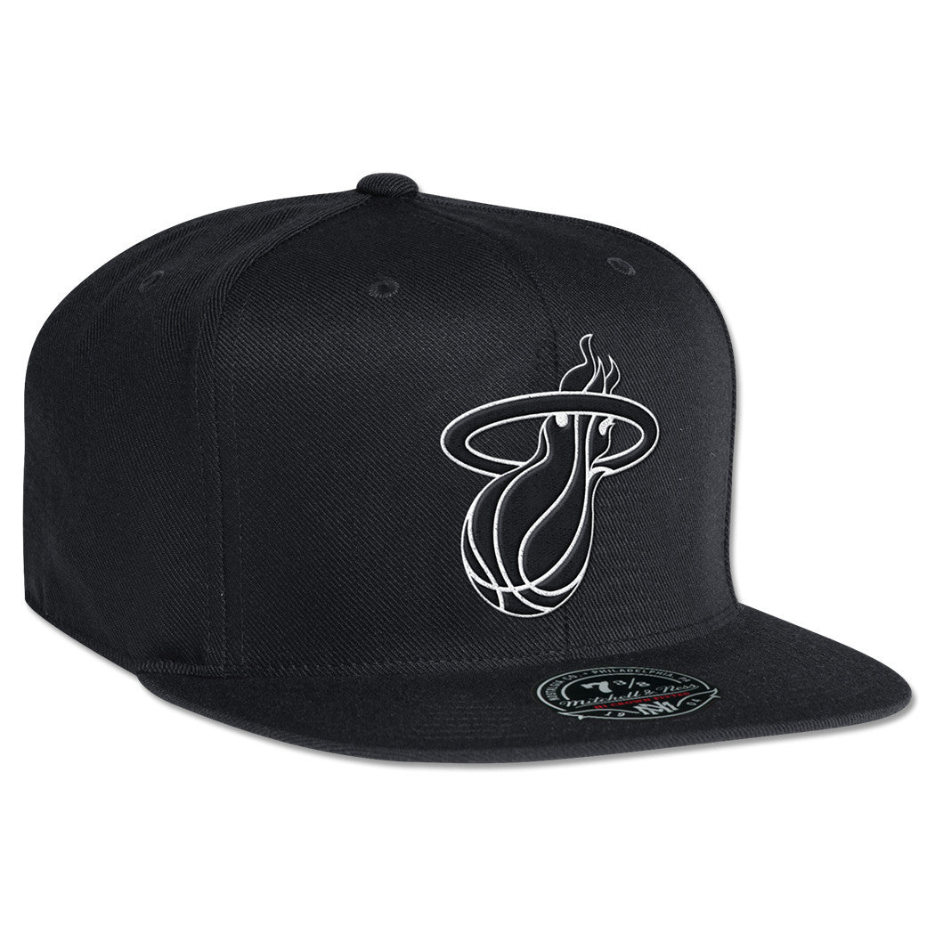 Mitchell and Ness Miami Heat Black and White Fitted Cap