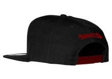 mitchell and ness miami heat word snap back