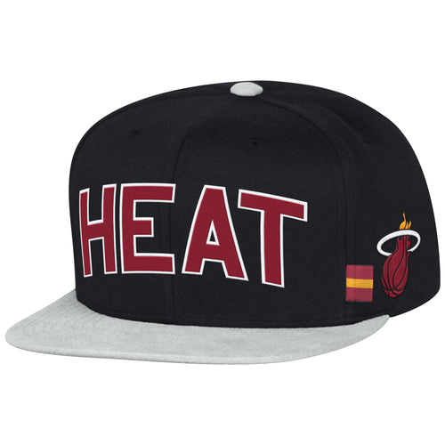 mitchell and ness miami heat TRAINING ROOM SNAP BACK