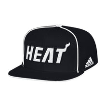 miami heat adidas PIQUE MESH FLAT BRIM SNAPback
