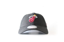 miami heat new era CORE SHORE PRIMARY
